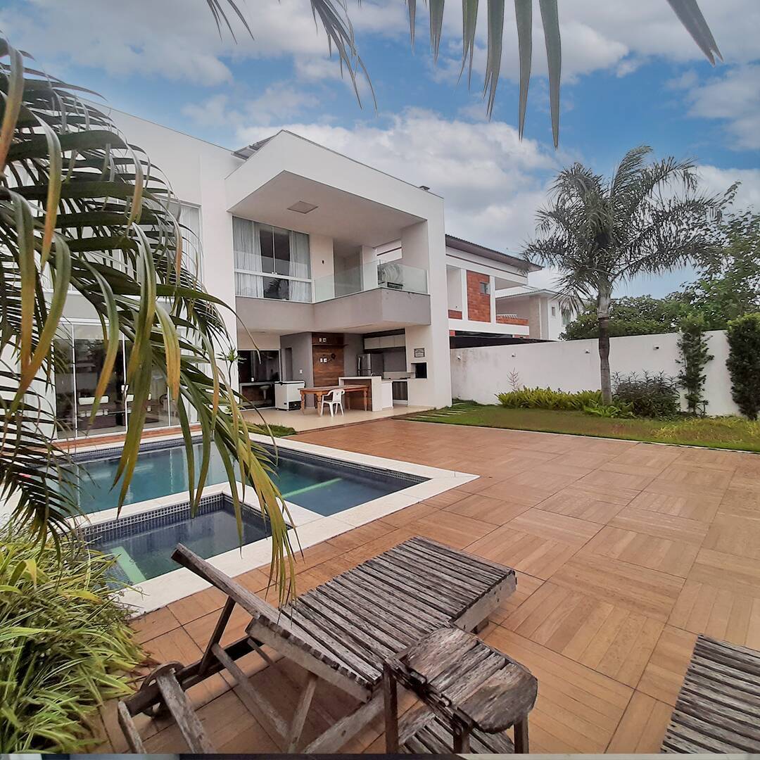 #121 - Casa em condomínio para Venda em Campos dos Goytacazes - RJ