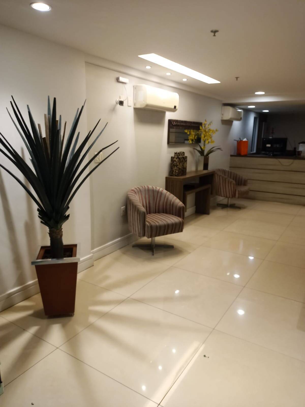 #188 - Apartamento para Locação em Campos dos Goytacazes - RJ