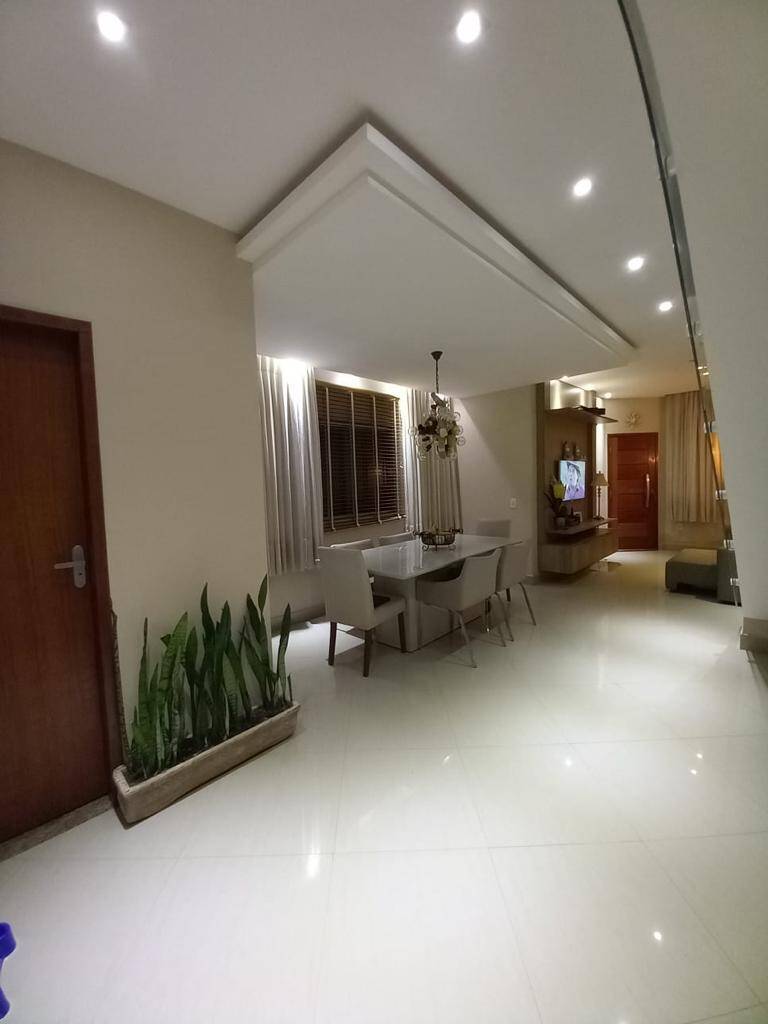 #267 - Casa para Venda em Campos dos Goytacazes - RJ