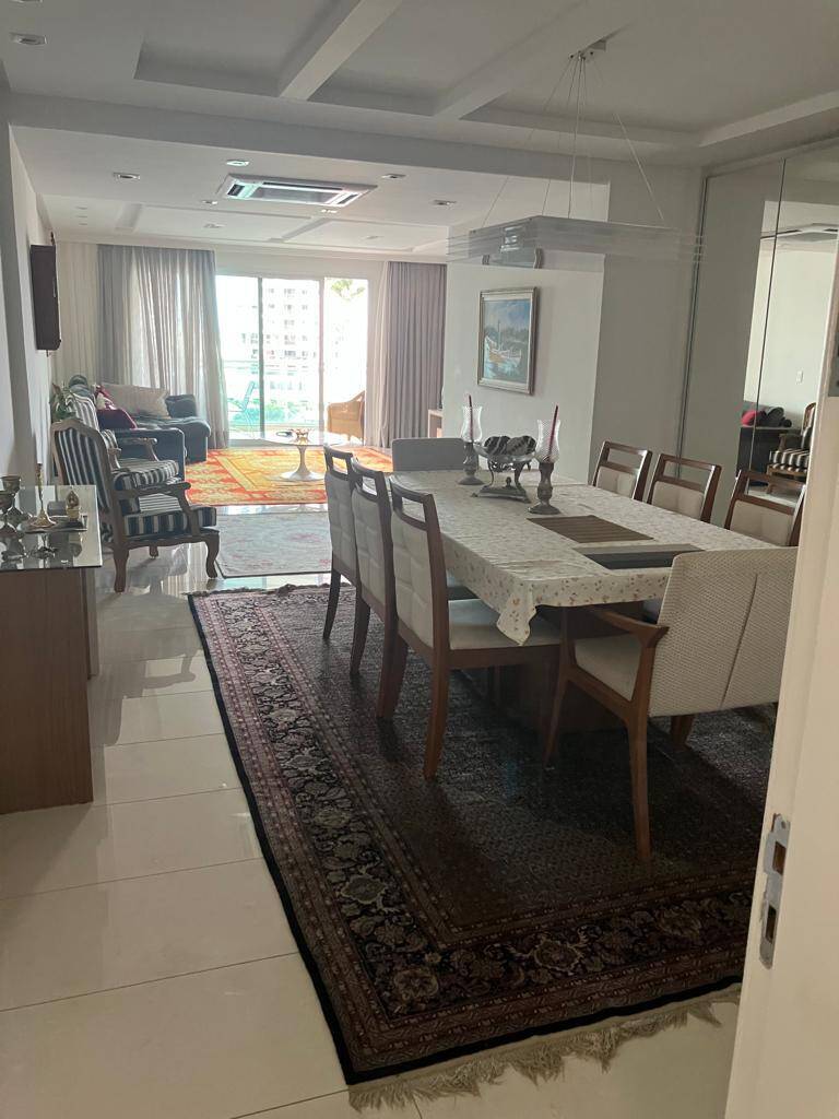 #297 - Apartamento para Locação em Campos dos Goytacazes - RJ