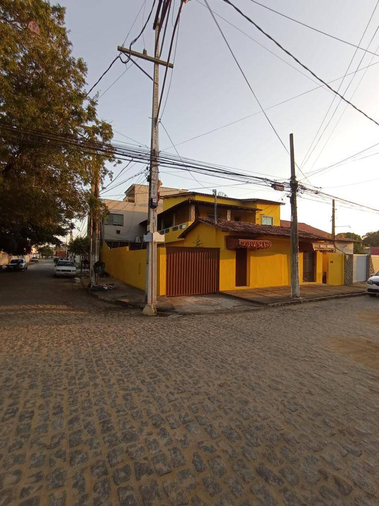 #431 - Casa para Venda em Campos dos Goytacazes - RJ
