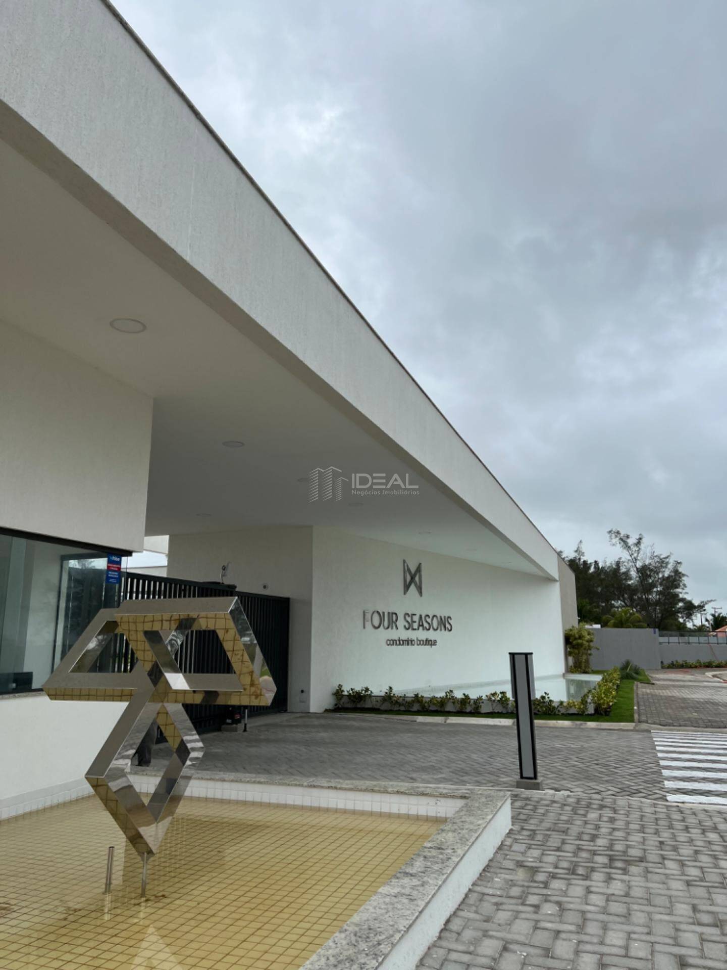#579 - Terreno em condomínio para Venda em São João da Barra - RJ