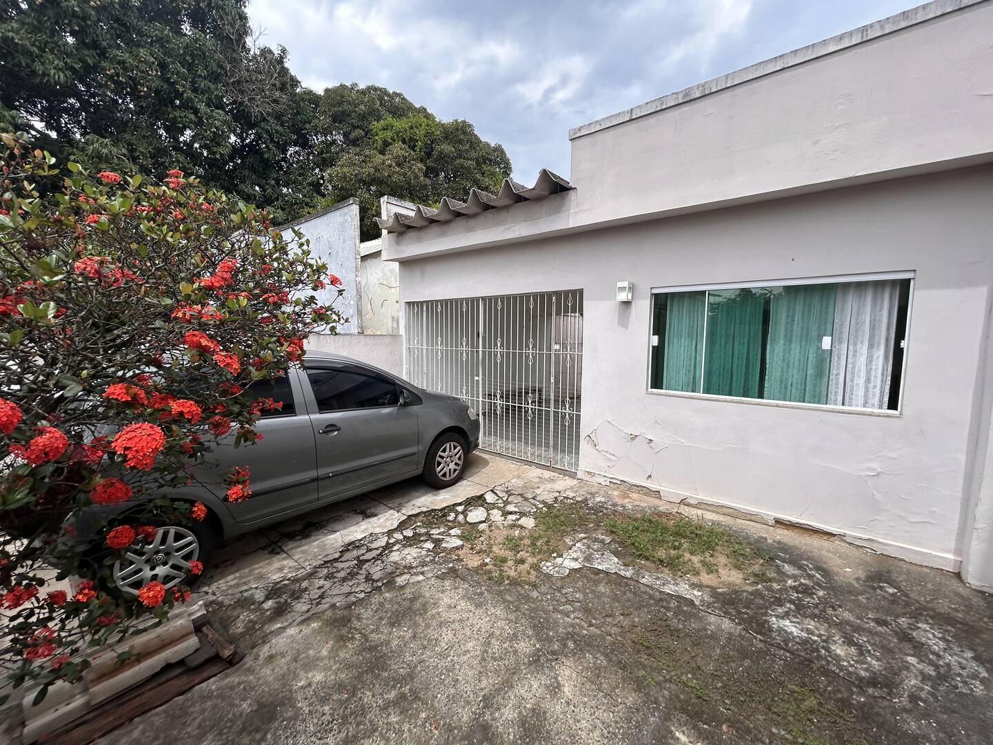 #642 - Apartamento para Locação em Campos dos Goytacazes - RJ
