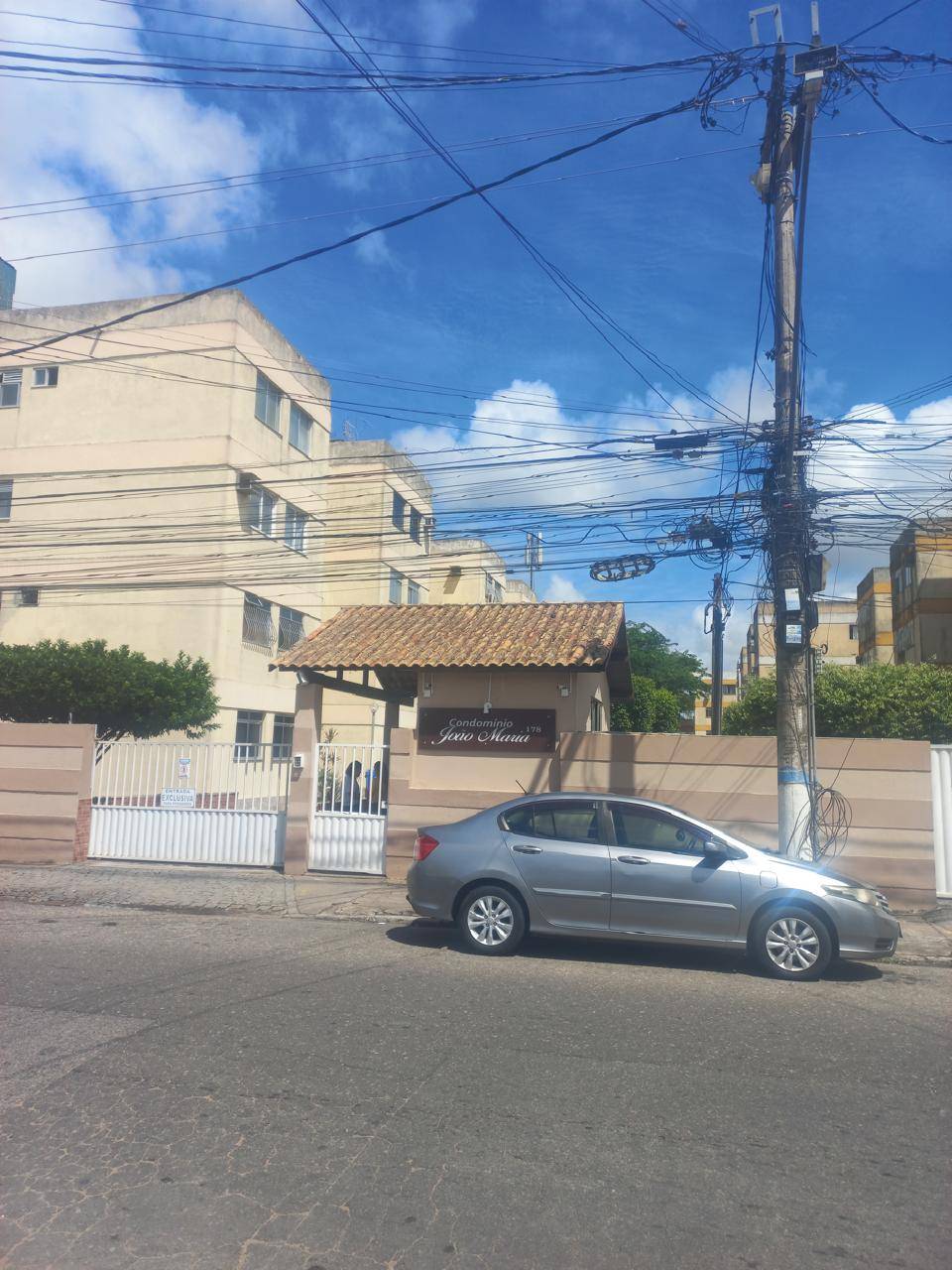 #679 - Apartamento para Venda em Campos dos Goytacazes - RJ