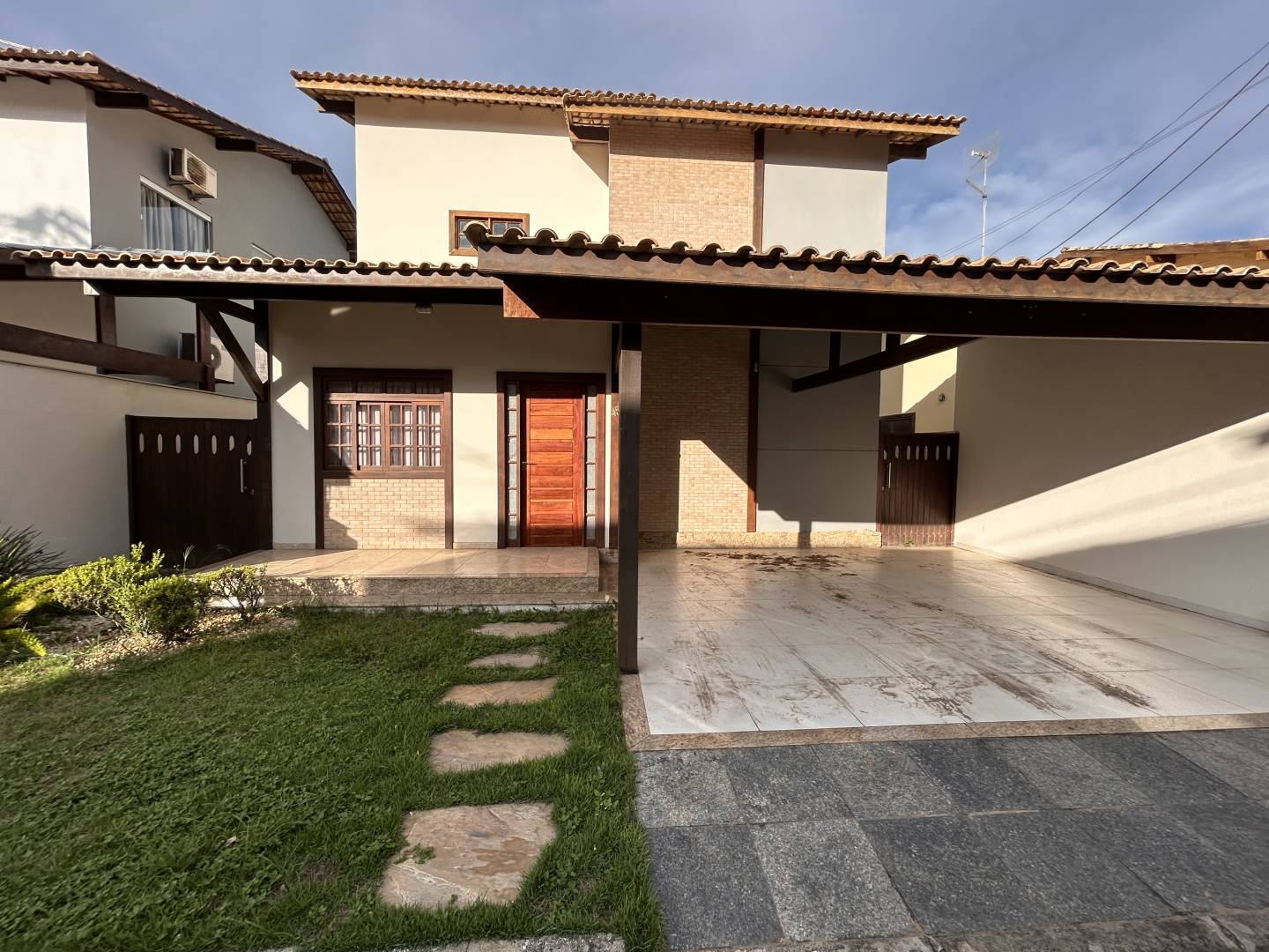 #680 - Casa em condomínio para Venda em Campos dos Goytacazes - RJ