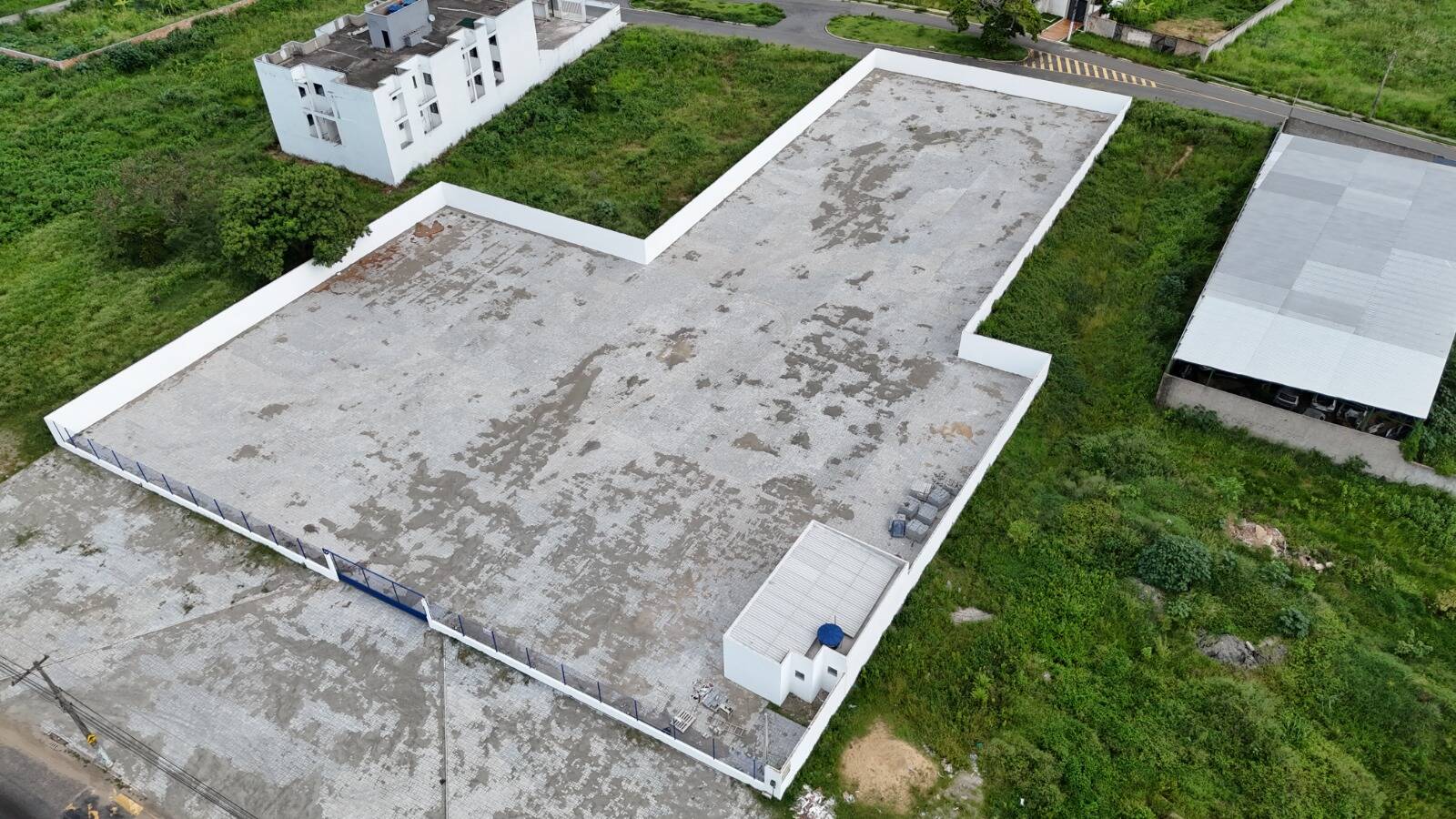 #695 - Ponto Comercial para Venda em Campos dos Goytacazes - RJ