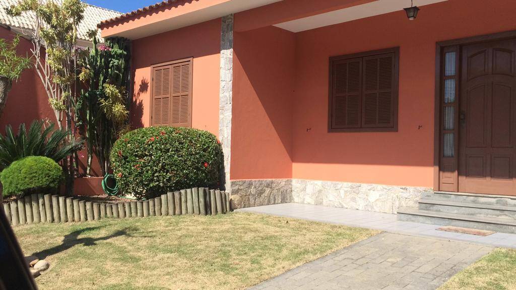 #702 - Casa em condomínio para Venda em Campos dos Goytacazes - RJ
