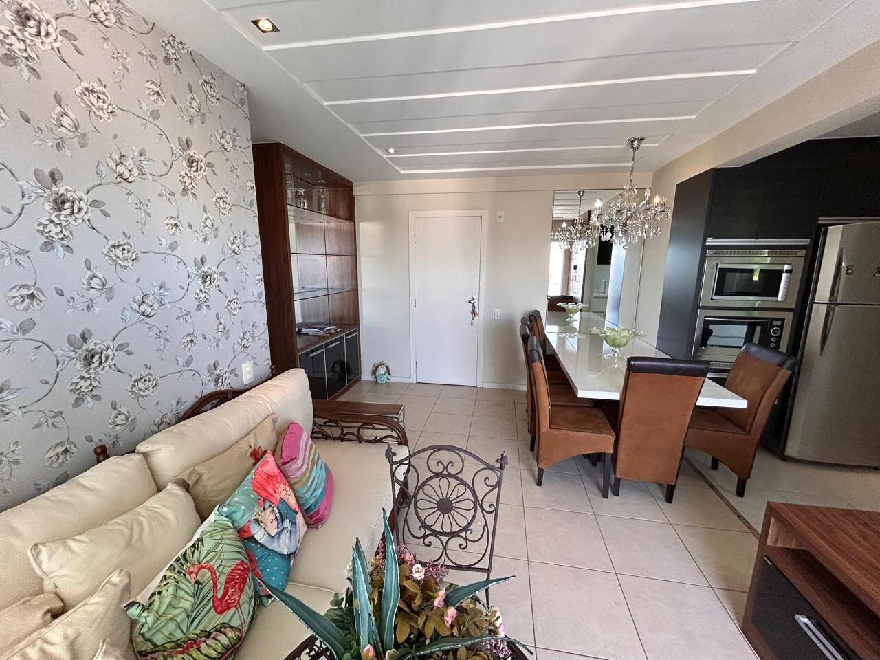 #729 - Apartamento para Locação em Campos dos Goytacazes - RJ