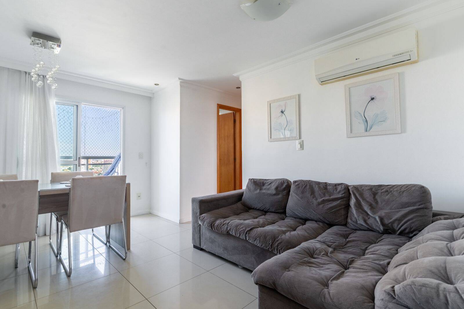 #733 - Apartamento para Locação em Campos dos Goytacazes - RJ