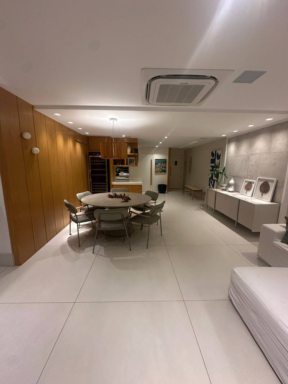 #747 - Apartamento para Locação em Campos dos Goytacazes - RJ