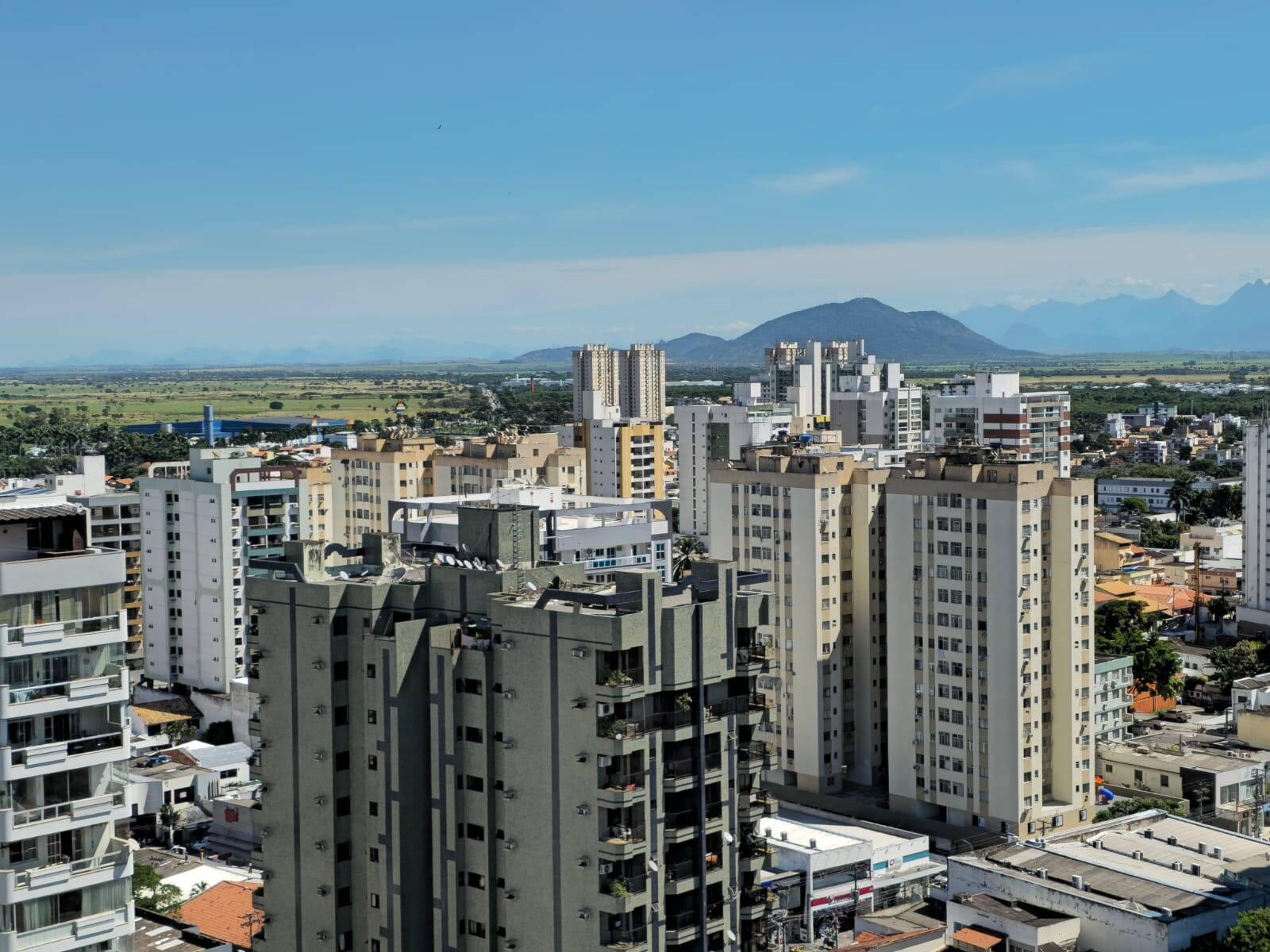 #785 - Apartamento para Venda em Campos dos Goytacazes - RJ