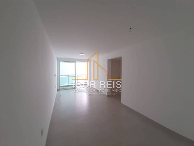 Apartamento para Venda em Campos dos Goytacazes - 2