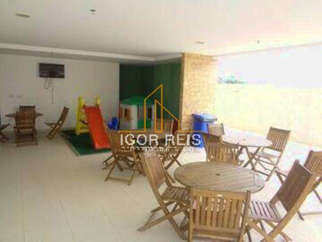 Apartamento para Venda em Campos dos Goytacazes - 4