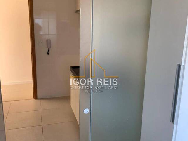 #97 - Apartamento para Venda em Campos dos Goytacazes - RJ