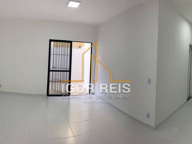 Apartamento para Venda em Campos dos Goytacazes - 2