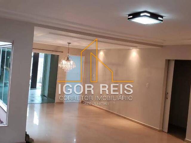 Casa para Venda em Campos dos Goytacazes - 5