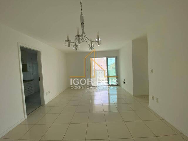 Apartamento para Venda em Campos dos Goytacazes - 4