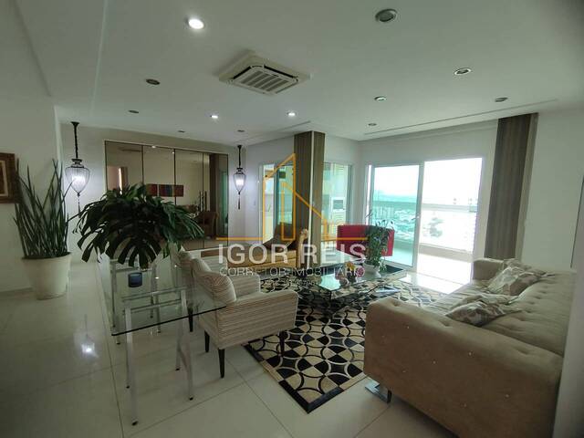 #647 - Apartamento para Venda em Campos dos Goytacazes - RJ - 2