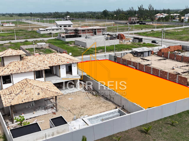 #526 - Terreno em condomínio para Venda em São João da Barra - RJ