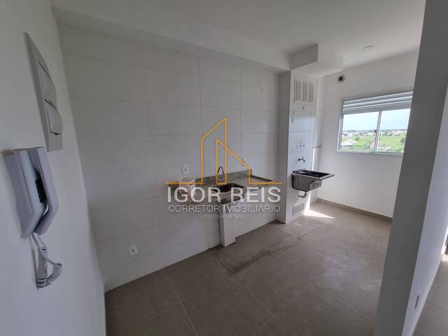 Apartamento para Venda em Campos dos Goytacazes - 4