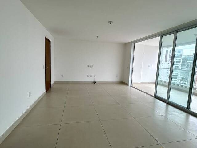 Apartamento para Venda em Campos dos Goytacazes - 4