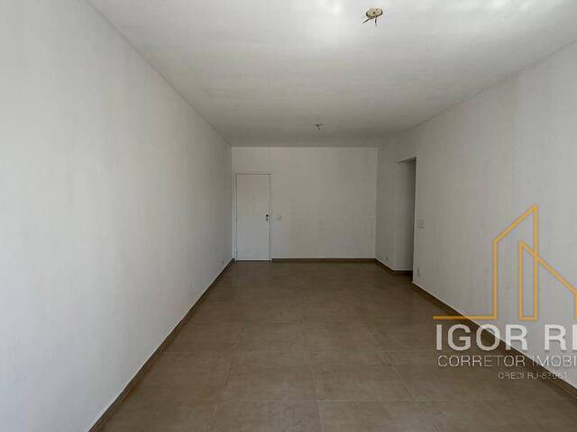 Apartamento para Venda em Campos dos Goytacazes - 4