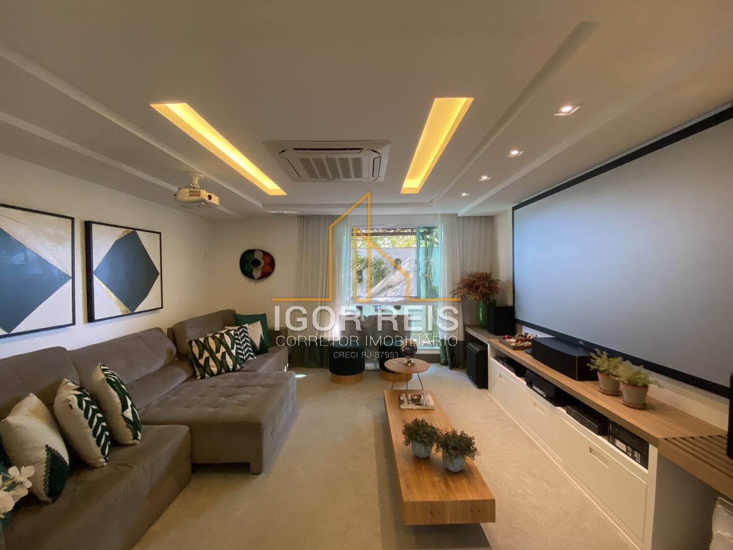 Casa de Condomínio à venda com 4 quartos, 600m² - Foto 3