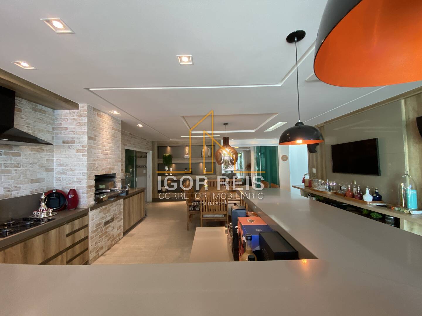 Casa de Condomínio à venda com 4 quartos, 600m² - Foto 2