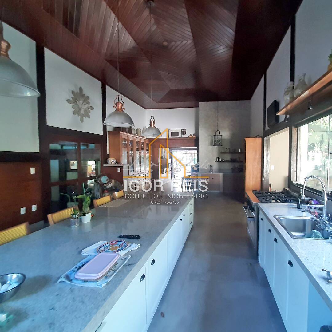 Casa de Condomínio à venda com 7 quartos, 1200m² - Foto 6