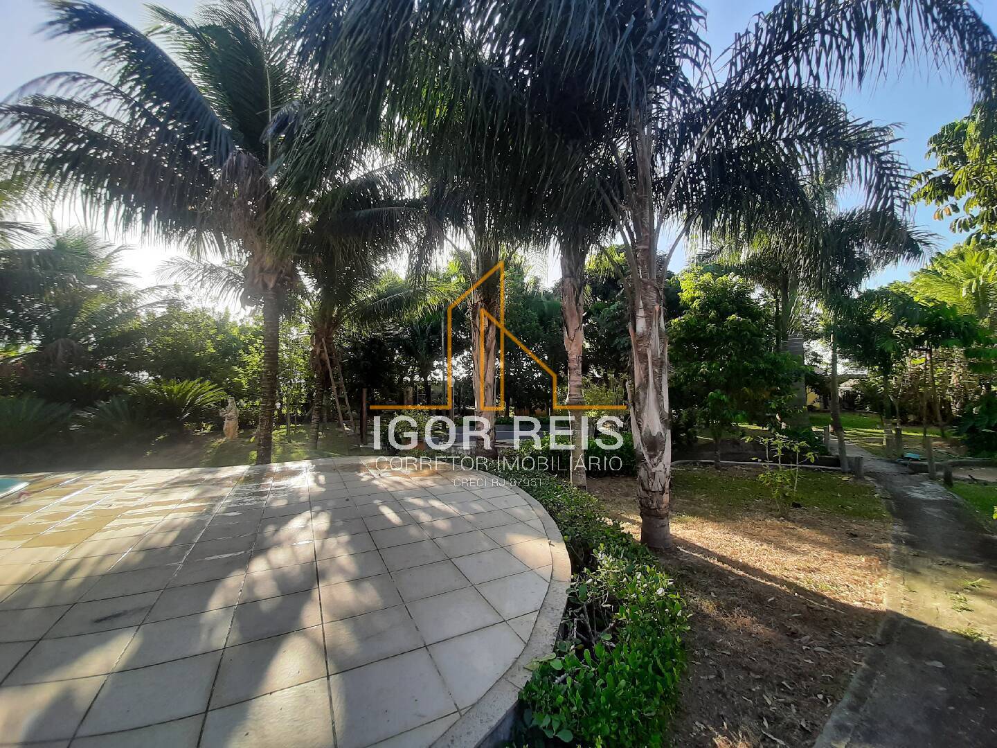 Casa de Condomínio à venda com 7 quartos, 1200m² - Foto 31
