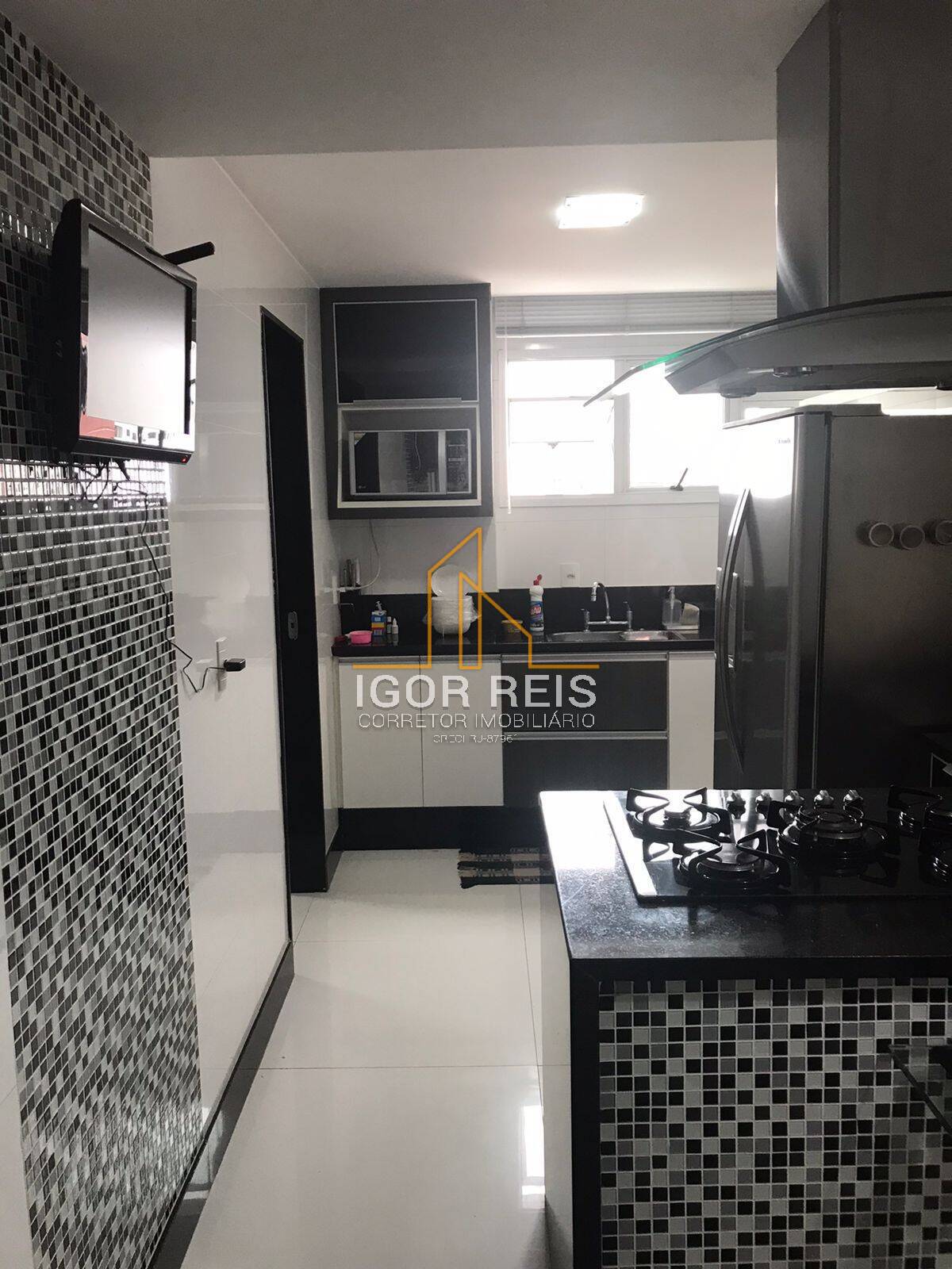 Apartamento à venda com 3 quartos, 151m² - Foto 10
