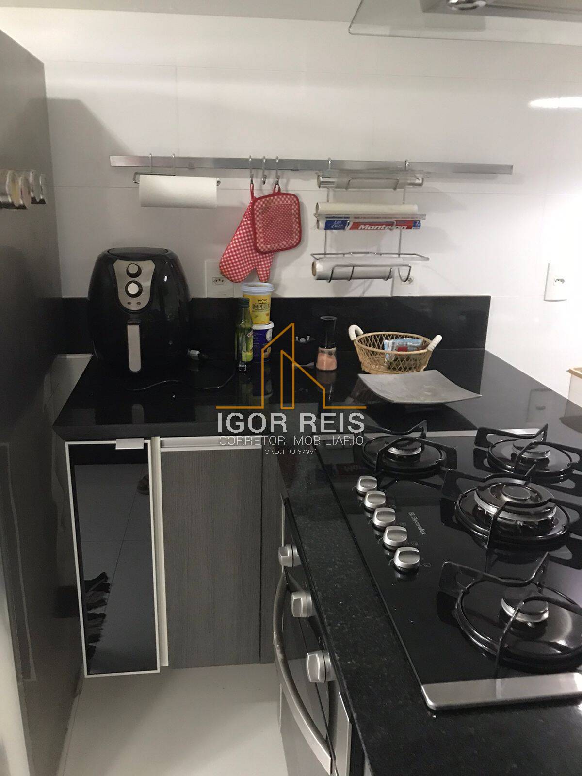 Apartamento à venda com 3 quartos, 151m² - Foto 11