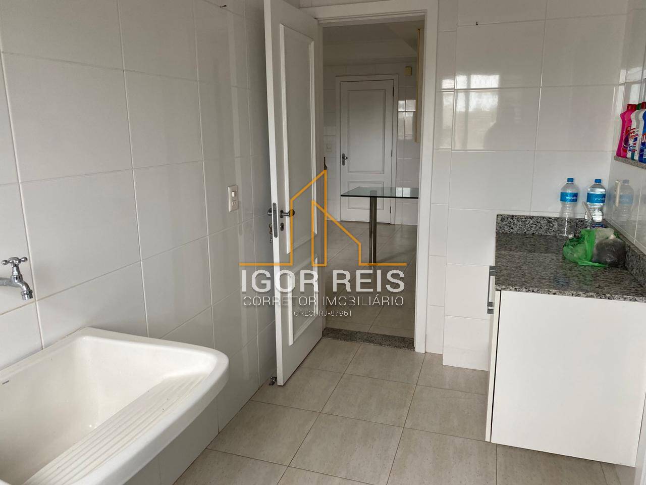 Apartamento à venda com 3 quartos, 169m² - Foto 21