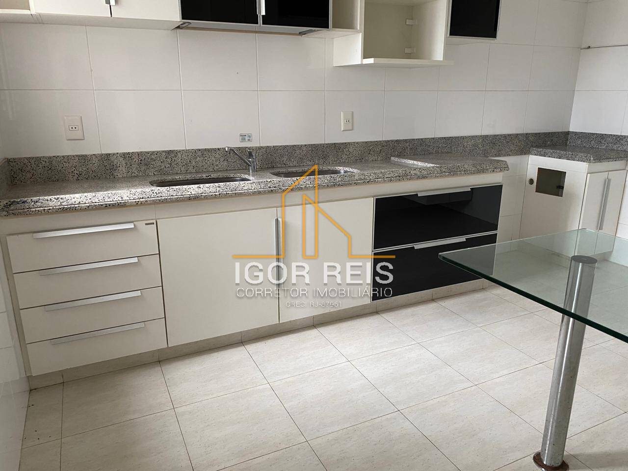 Apartamento à venda com 3 quartos, 169m² - Foto 18