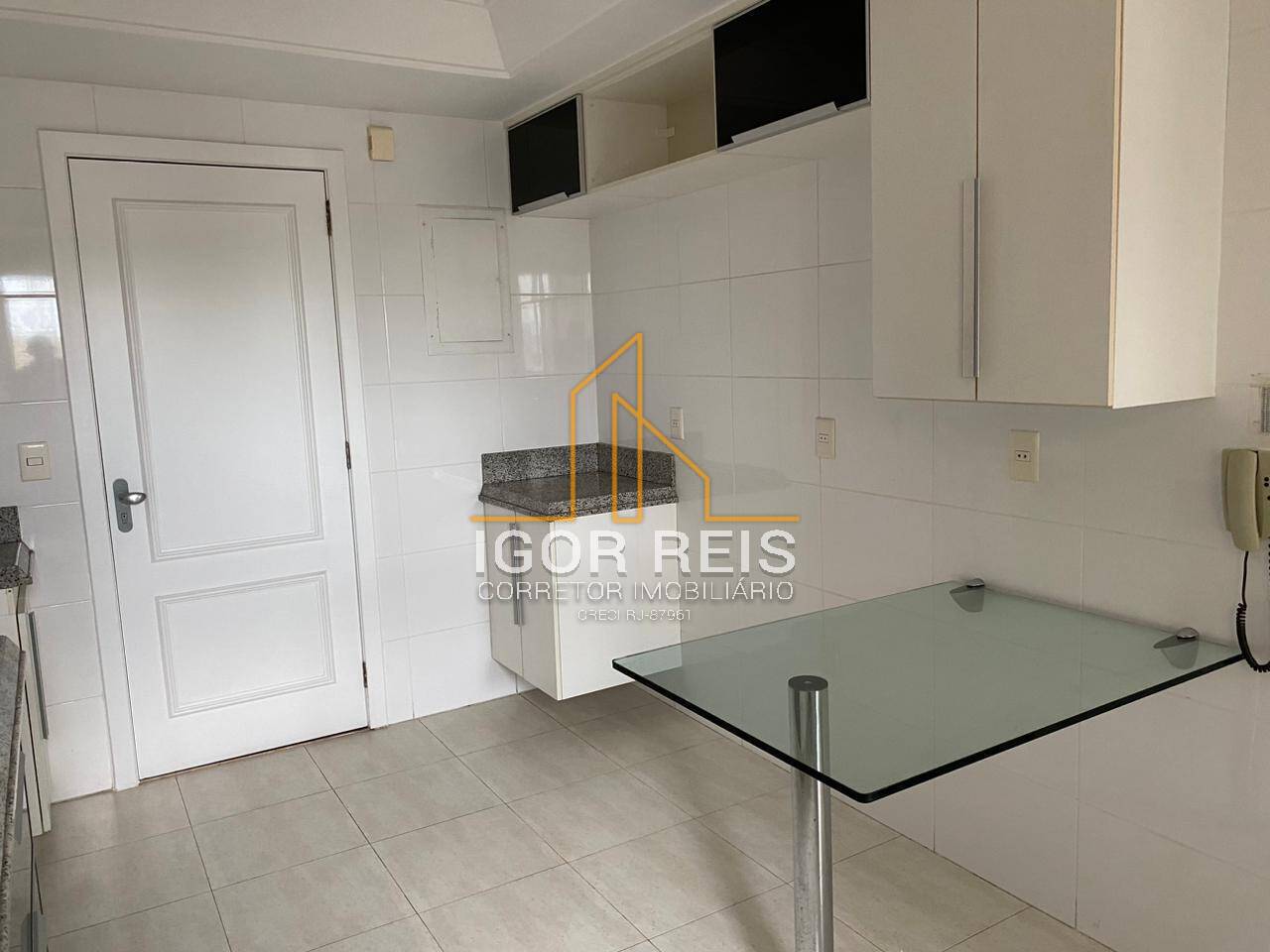 Apartamento à venda com 3 quartos, 169m² - Foto 19