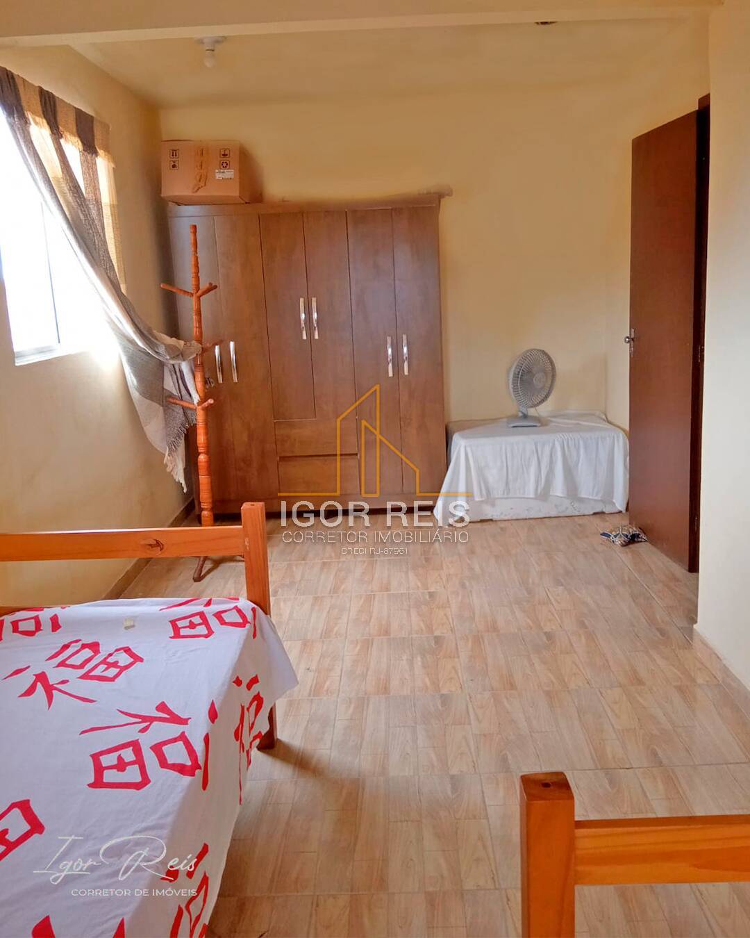 Casa à venda com 4 quartos, 220m² - Foto 8