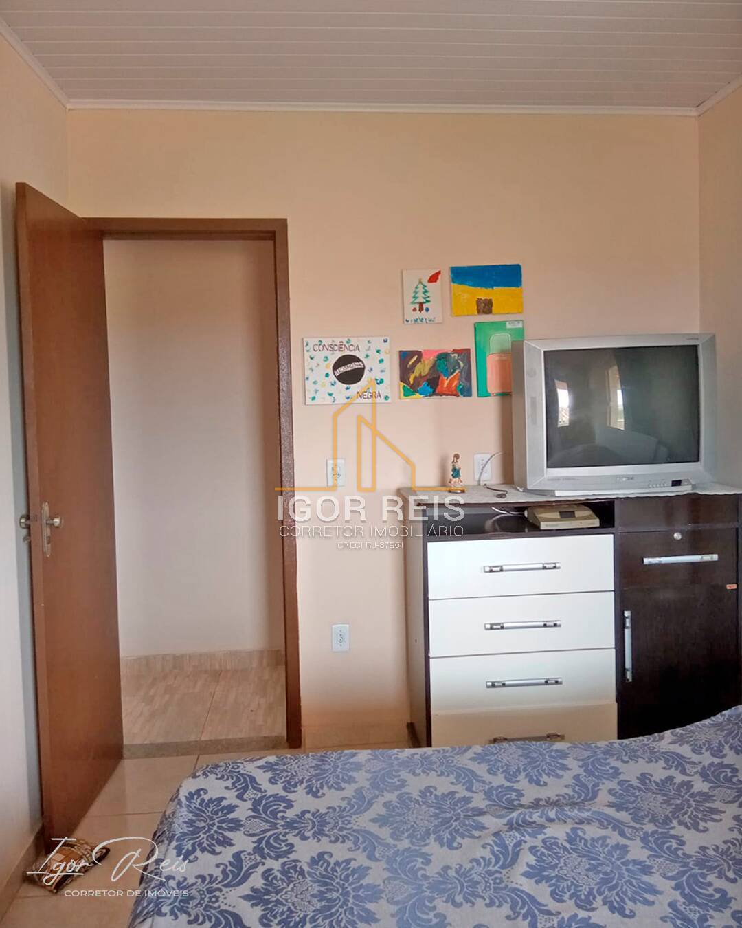 Casa à venda com 4 quartos, 220m² - Foto 10