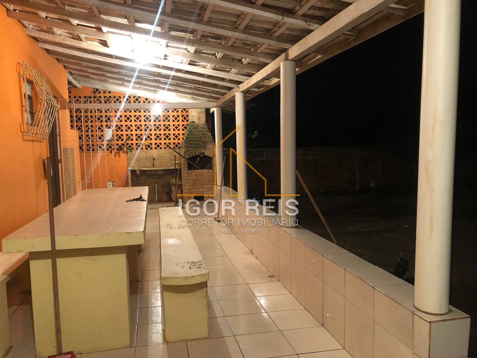 Casa à venda com 4 quartos, 360m² - Foto 27