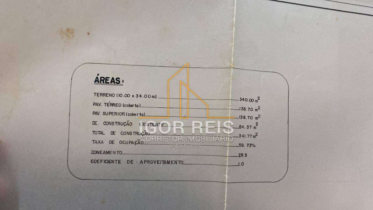Casa à venda com 4 quartos, 230m² - Foto 17