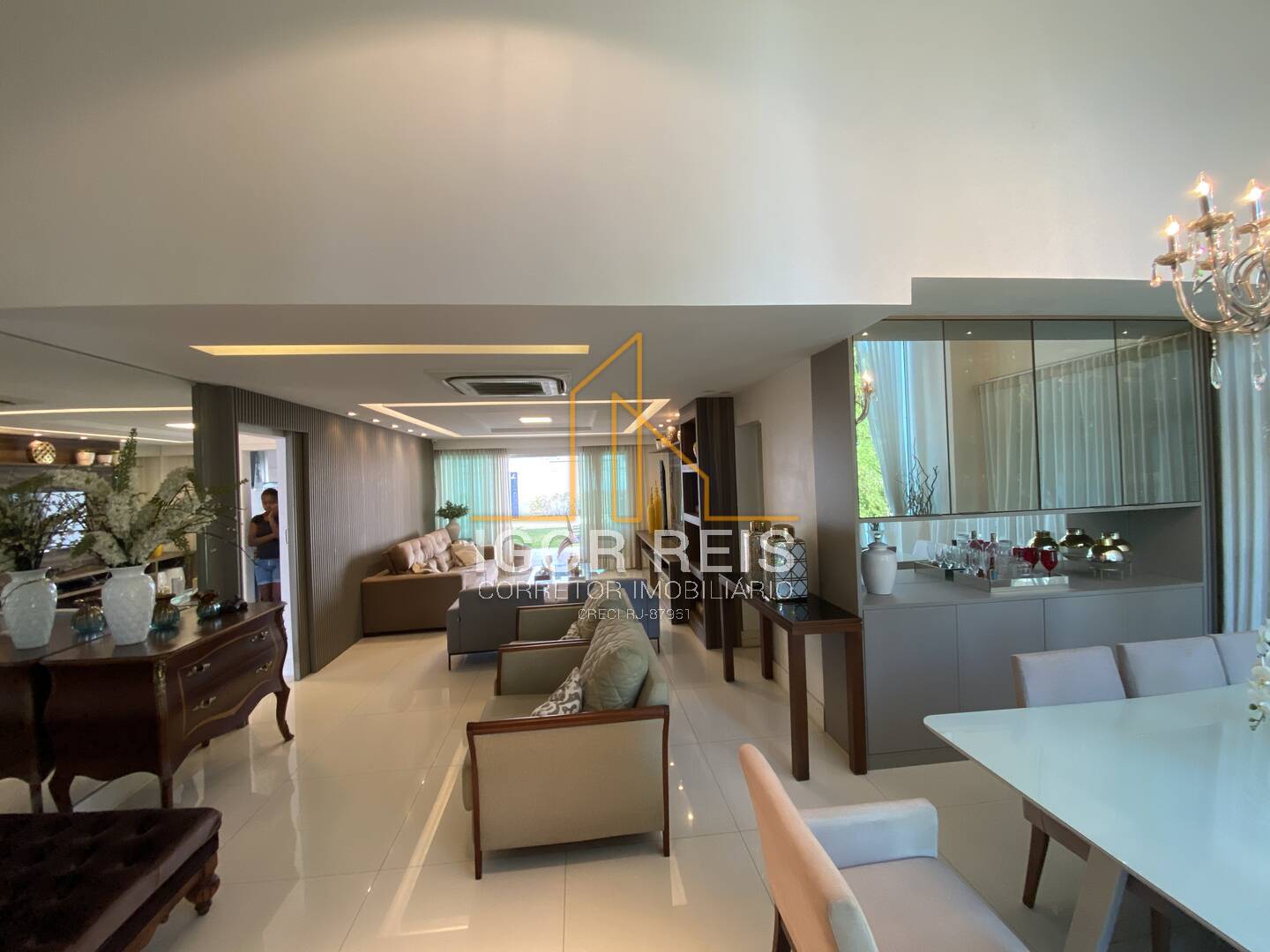 Casa de Condomínio à venda com 4 quartos, 450m² - Foto 4