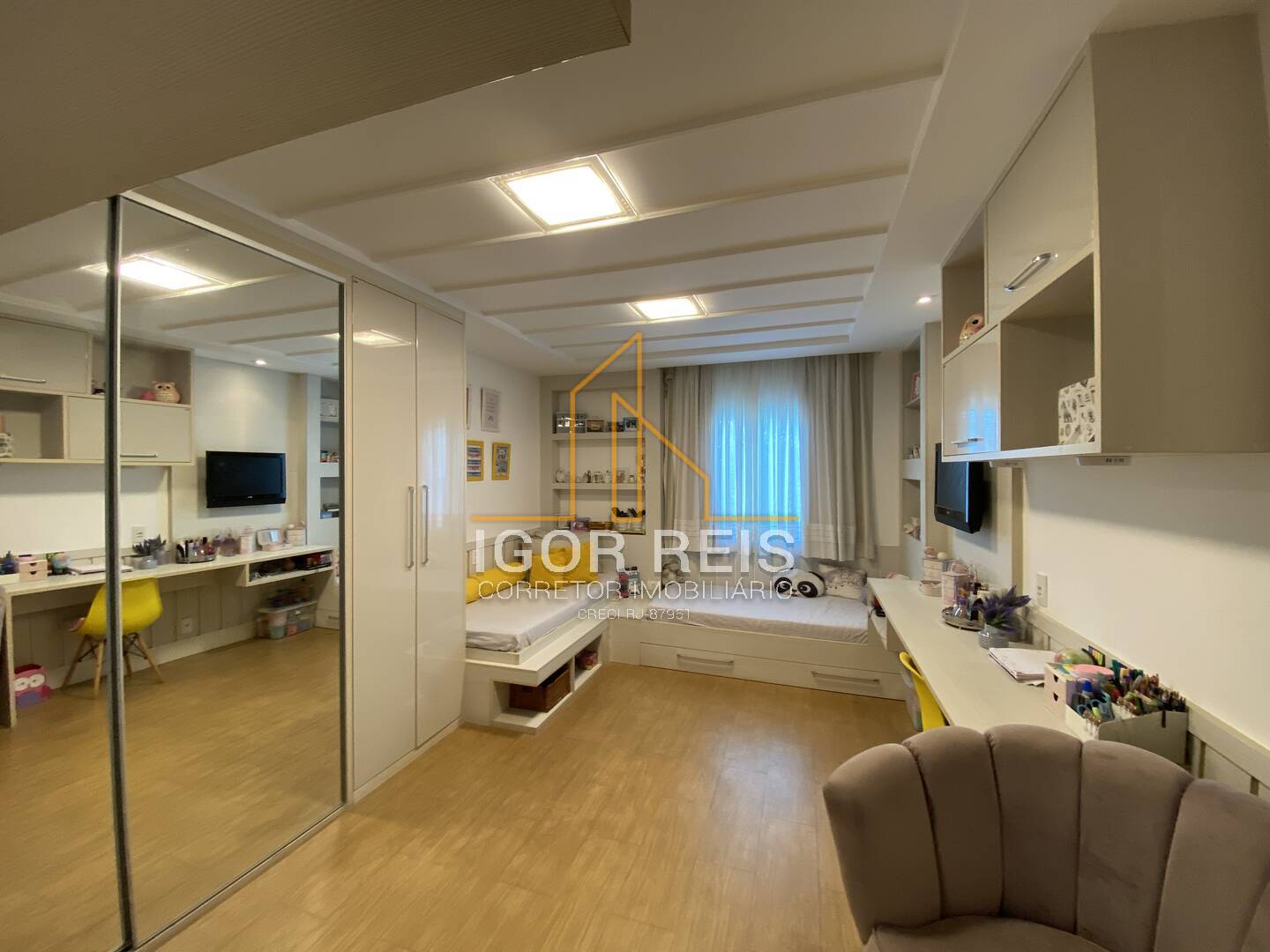 Casa de Condomínio à venda com 4 quartos, 450m² - Foto 12