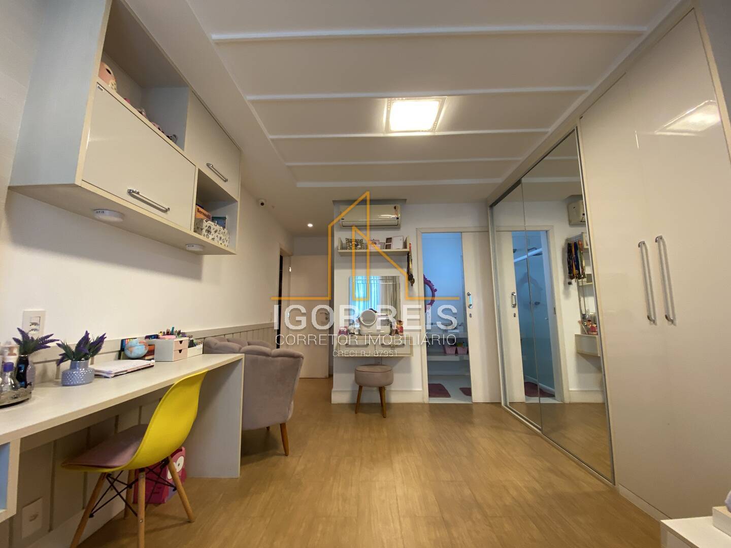 Casa de Condomínio à venda com 4 quartos, 450m² - Foto 14