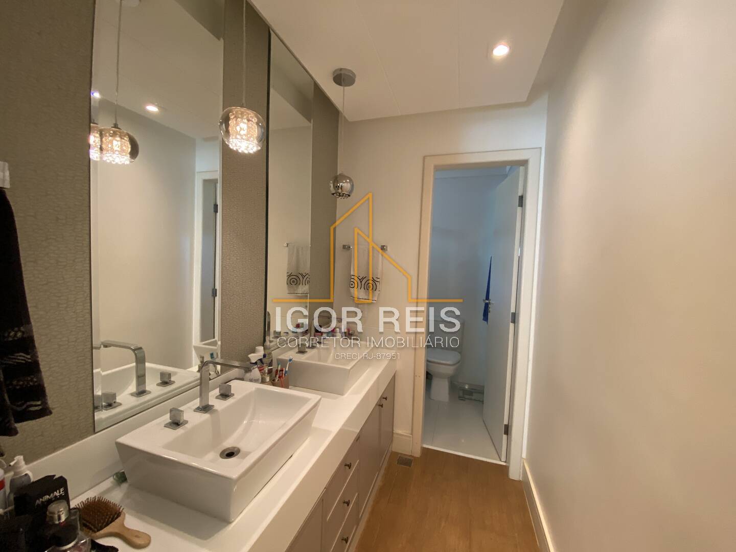 Casa de Condomínio à venda com 4 quartos, 450m² - Foto 22