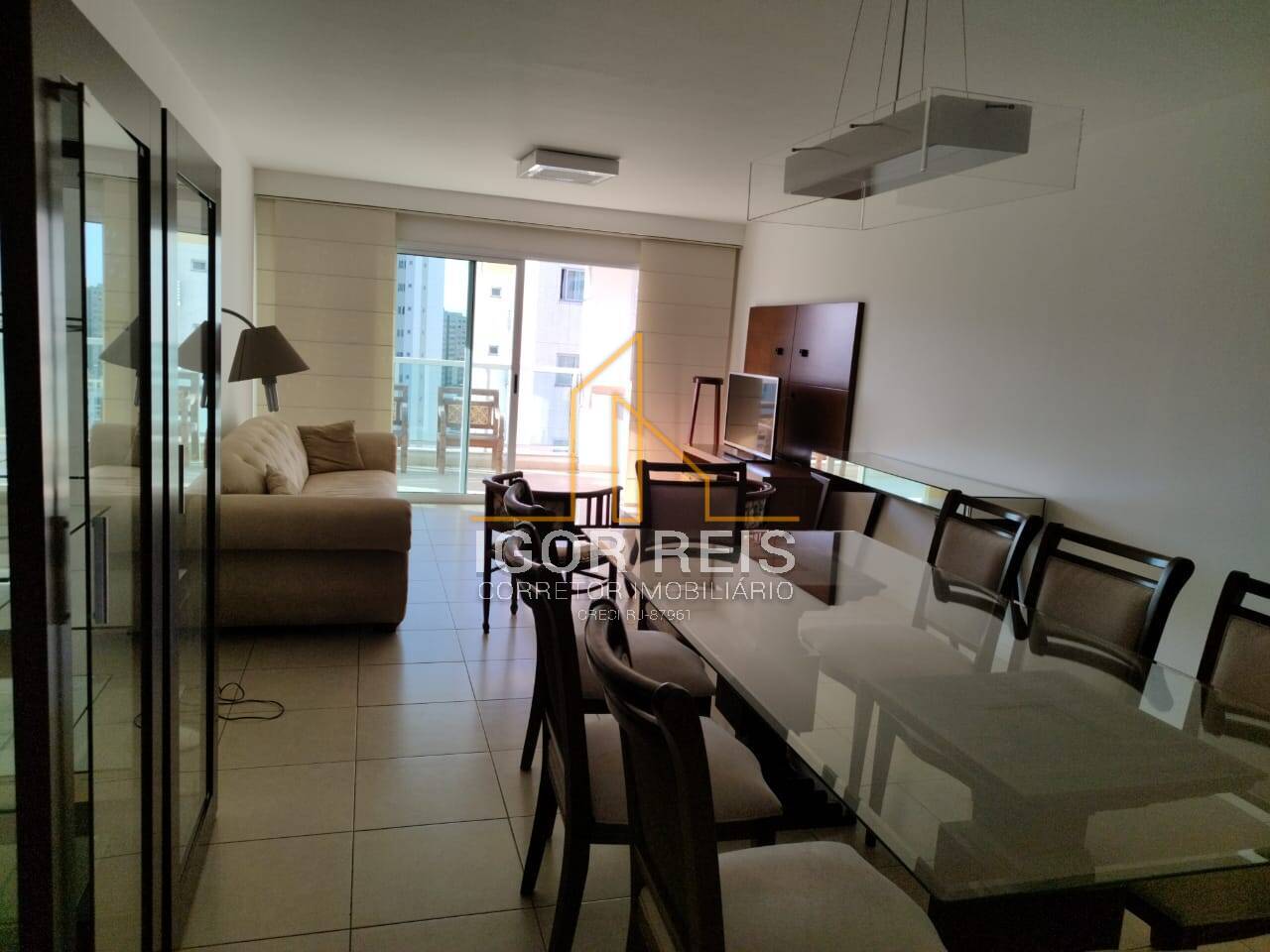 Apartamento à venda com 3 quartos, 136m² - Foto 4