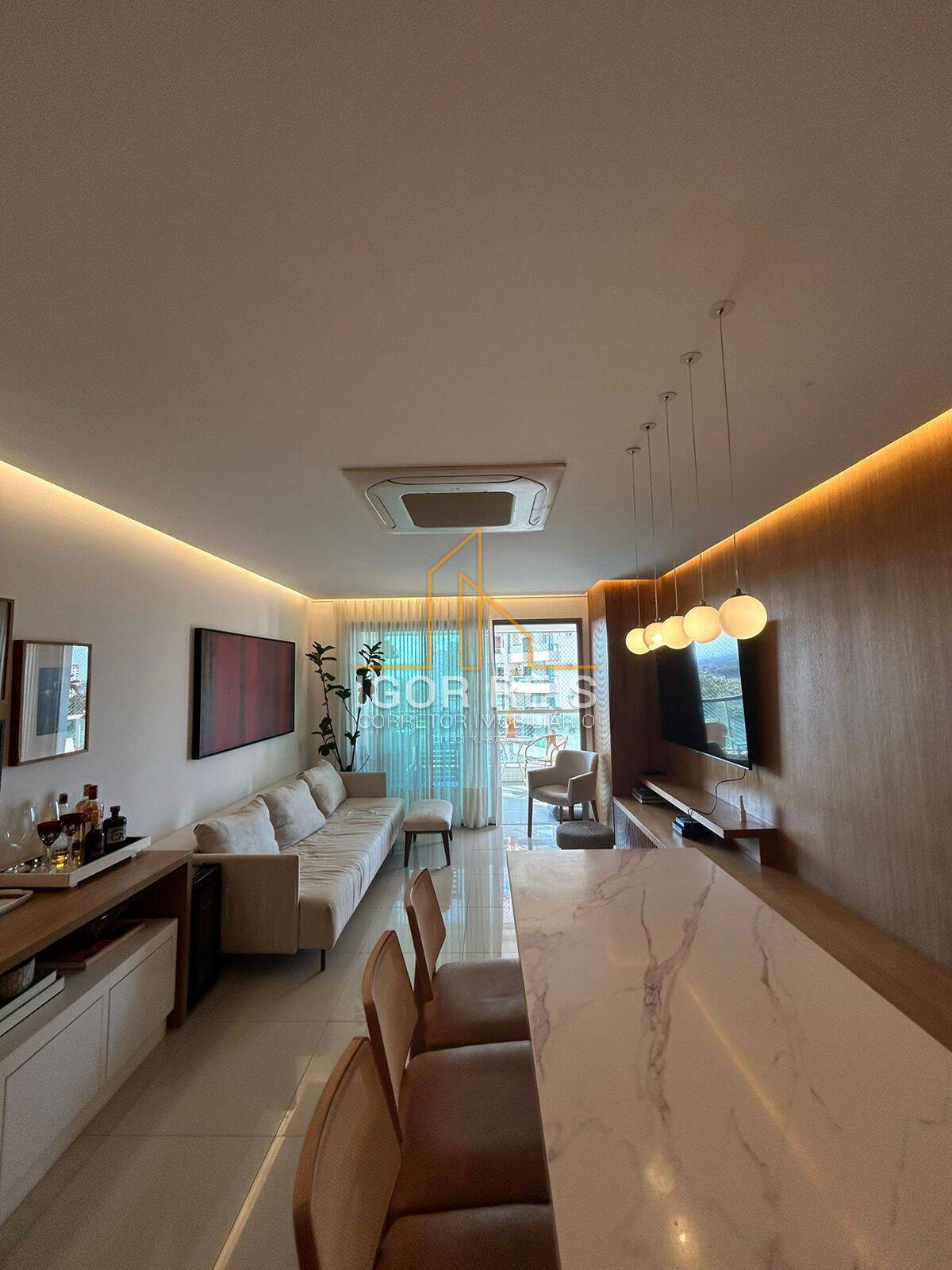 Apartamento à venda com 3 quartos, 115m² - Foto 2