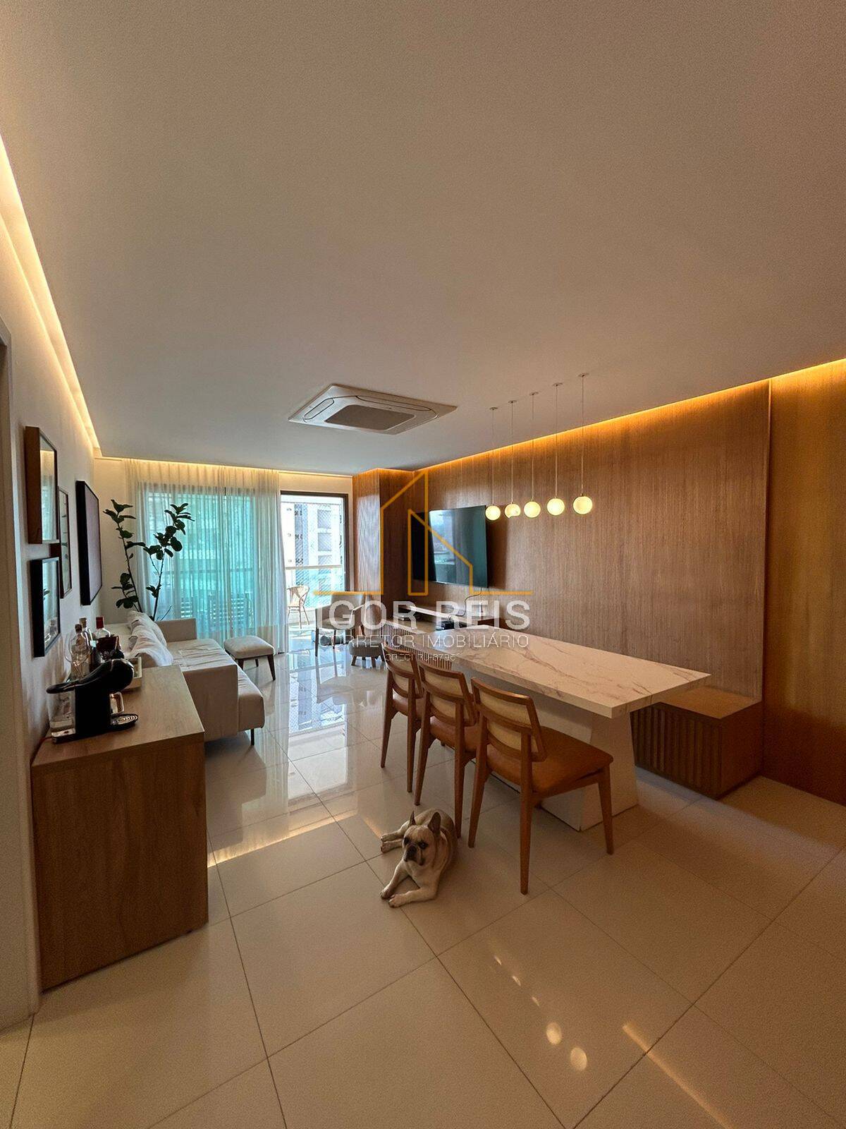 Apartamento à venda com 3 quartos, 115m² - Foto 3