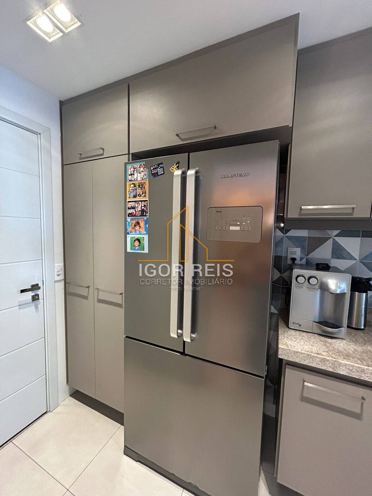 Apartamento à venda com 3 quartos, 115m² - Foto 16