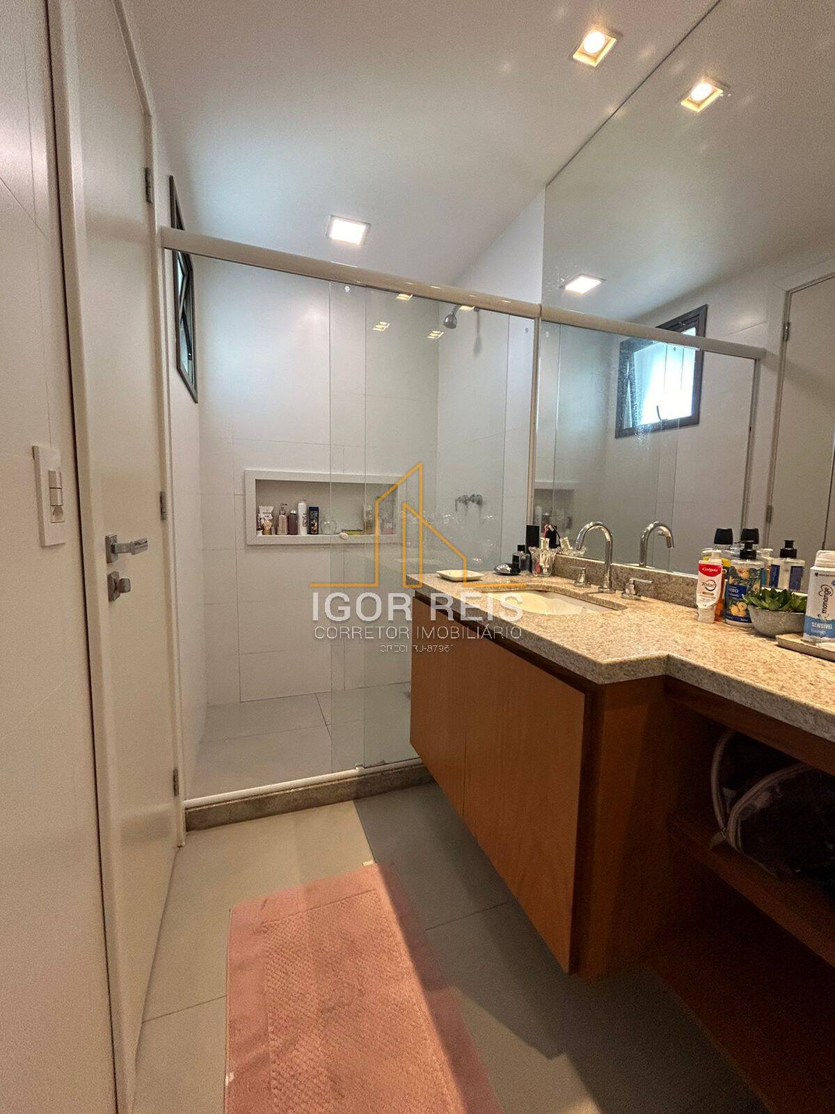 Apartamento à venda com 3 quartos, 115m² - Foto 26