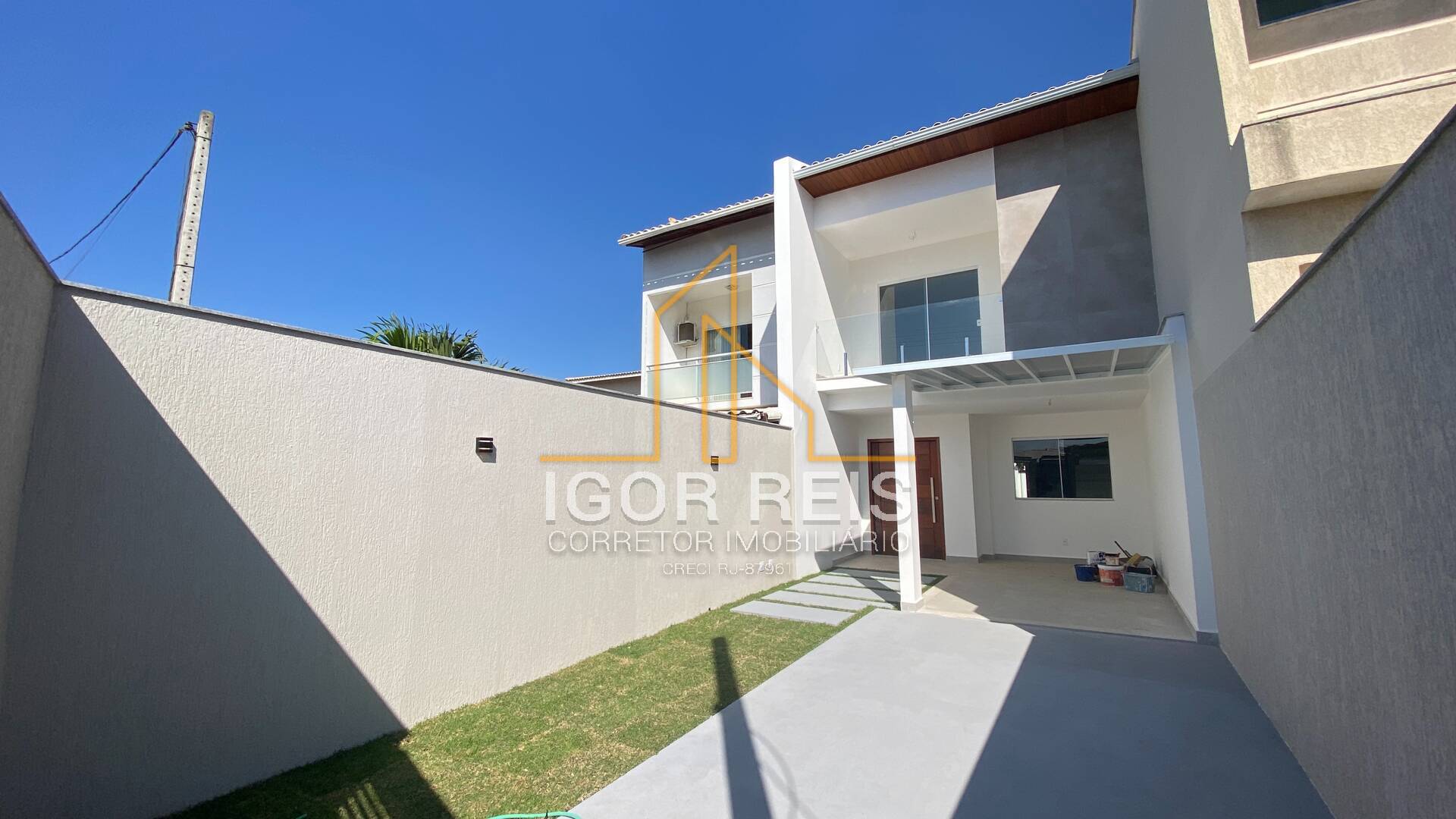 Casa à venda com 3 quartos, 200m² - Foto 2