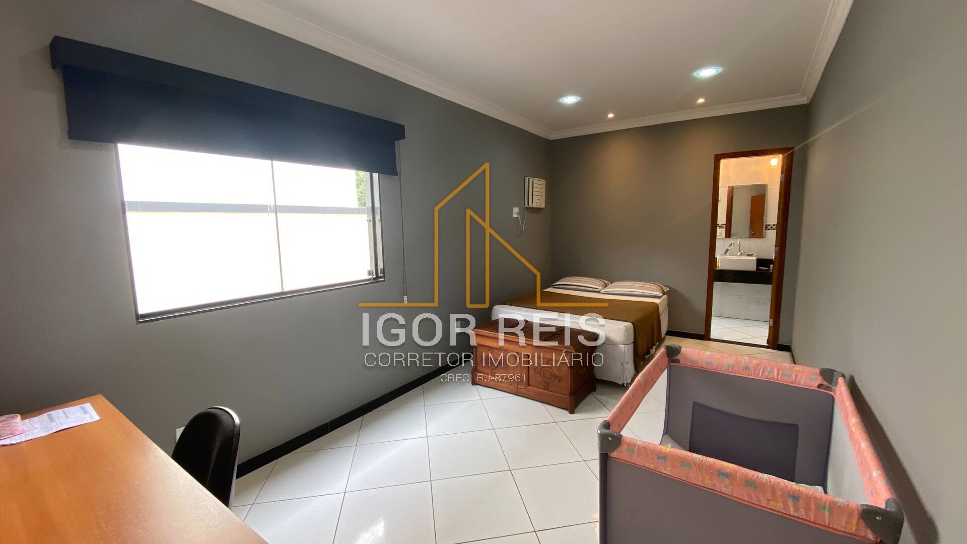 Casa de Condomínio à venda e aluguel com 3 quartos, 300m² - Foto 5